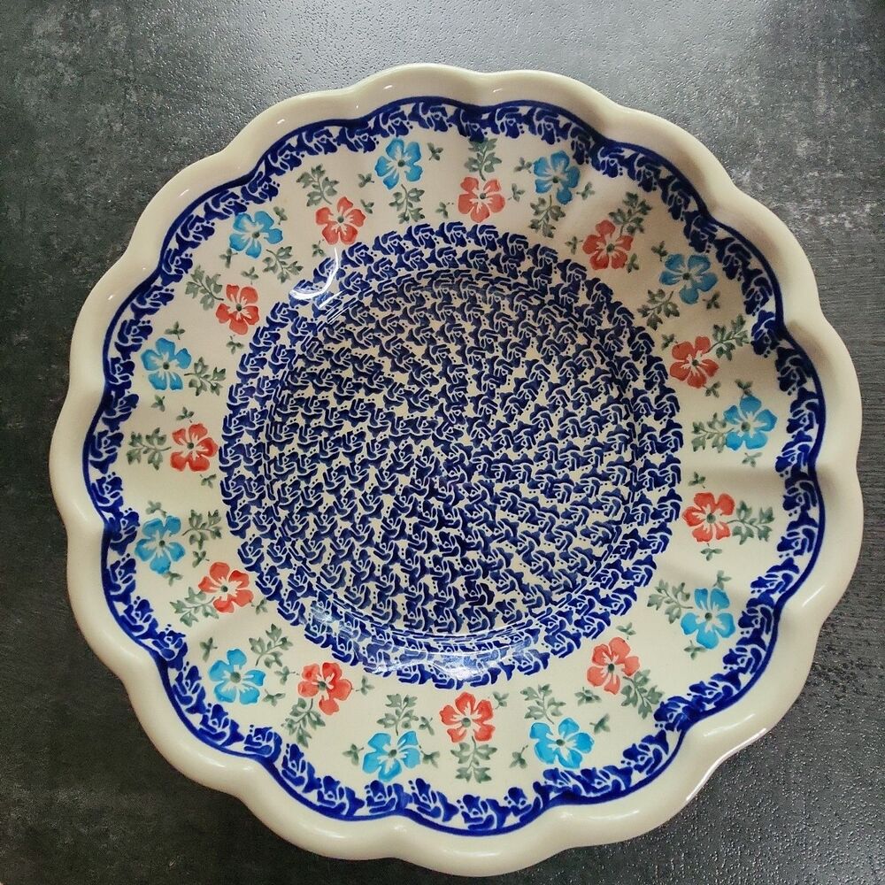 Polish Pottery Boleslawiec Hand Made Rare Scalloped Edge Large Bowl 2/200 New - Picture 12 of 12